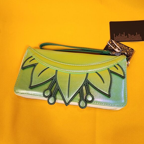 Loungefly Disney Princess & The Frog Tiana Crown Iridescent Wristlet Wallet NEW - Picture 9 of 12